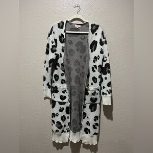Andree by Unit Women’s Leopard Cardigan Long Sleeve Pocket Animal Print Size S